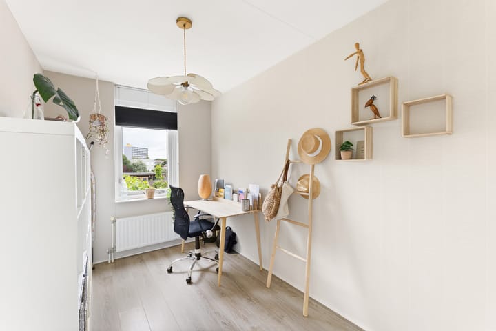 Foto 47 van Nienke van Hichtumlaan 7