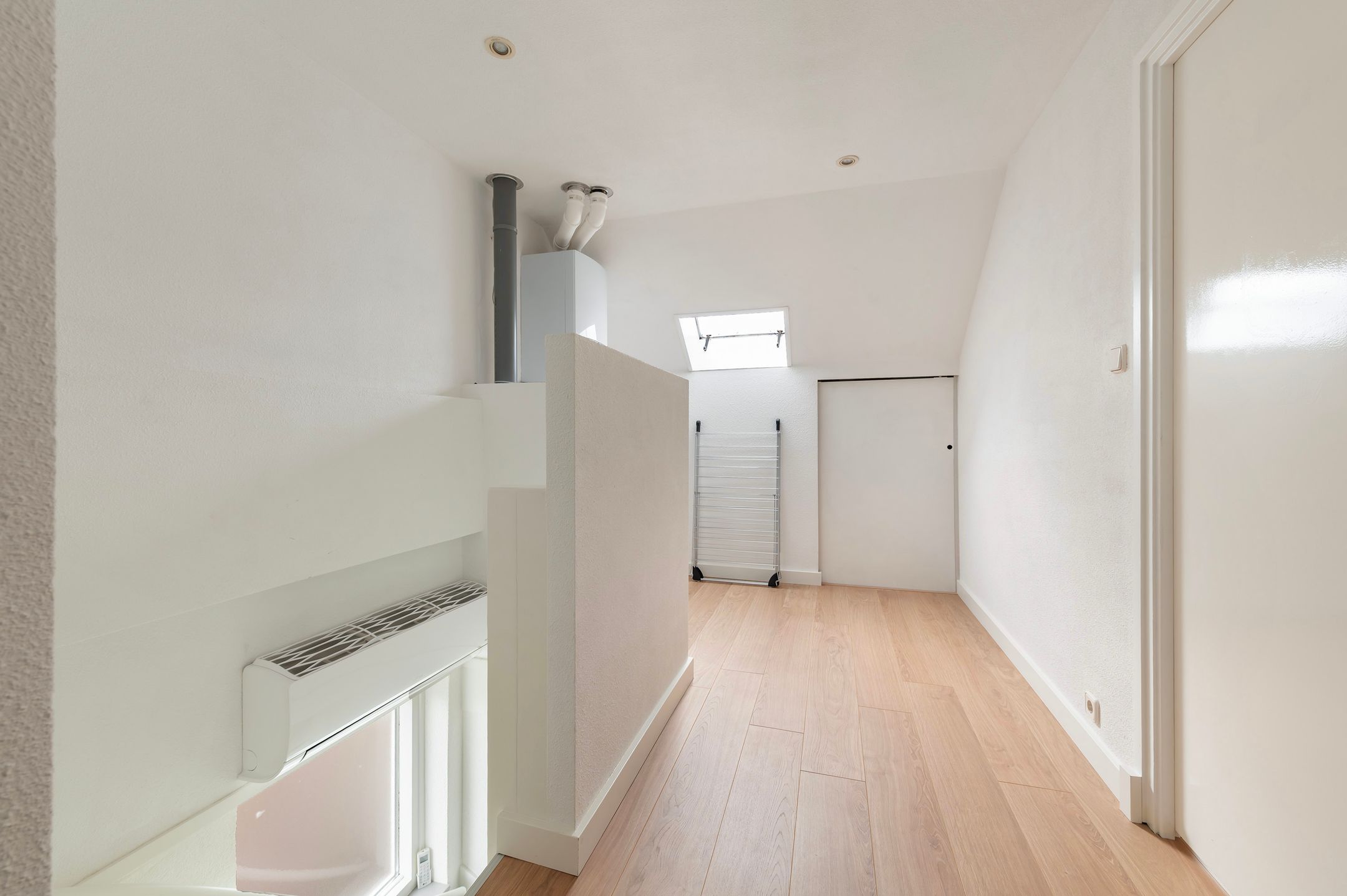 Photo 24 of Zwaluwstraat 30