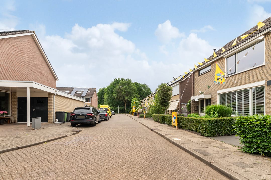 Photo 28 of Zwaluwstraat 30