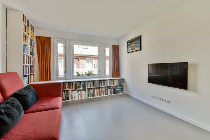 Foto 10 van Violettenstraat 8