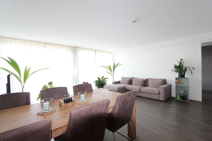 Photo 5 of Raadhuisplein 258