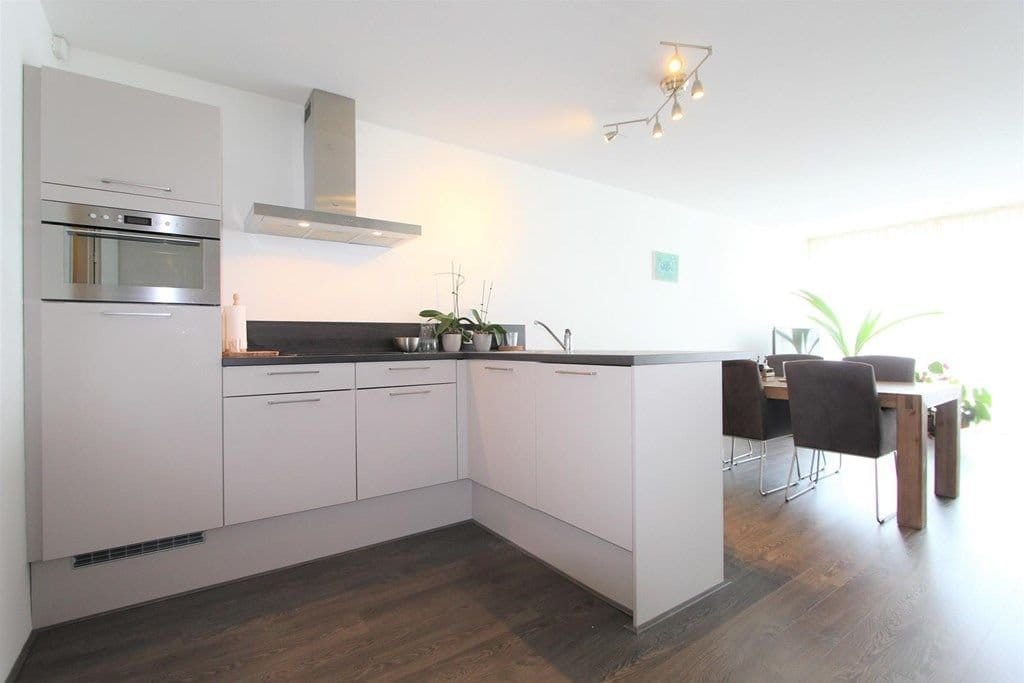 Foto 6 van Raadhuisplein 258