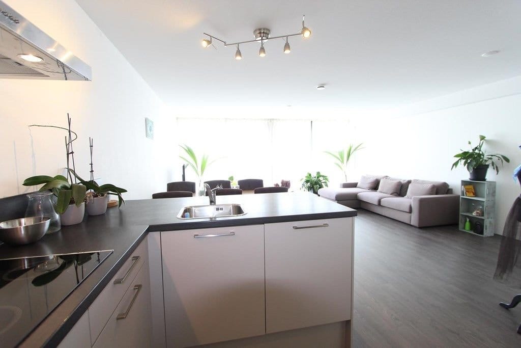 Foto 7 van Raadhuisplein 258