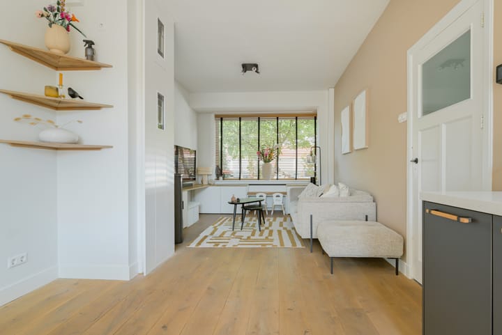 Foto 13 van Pastoor Pottersplein 46