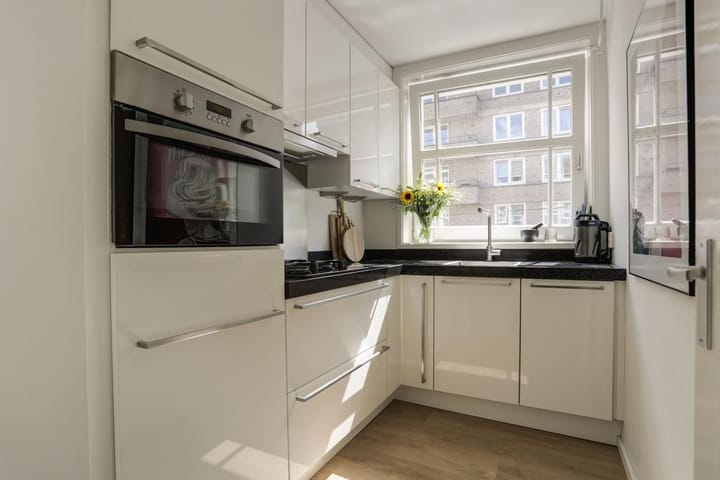 Foto 2 van Lekstraat 56-1