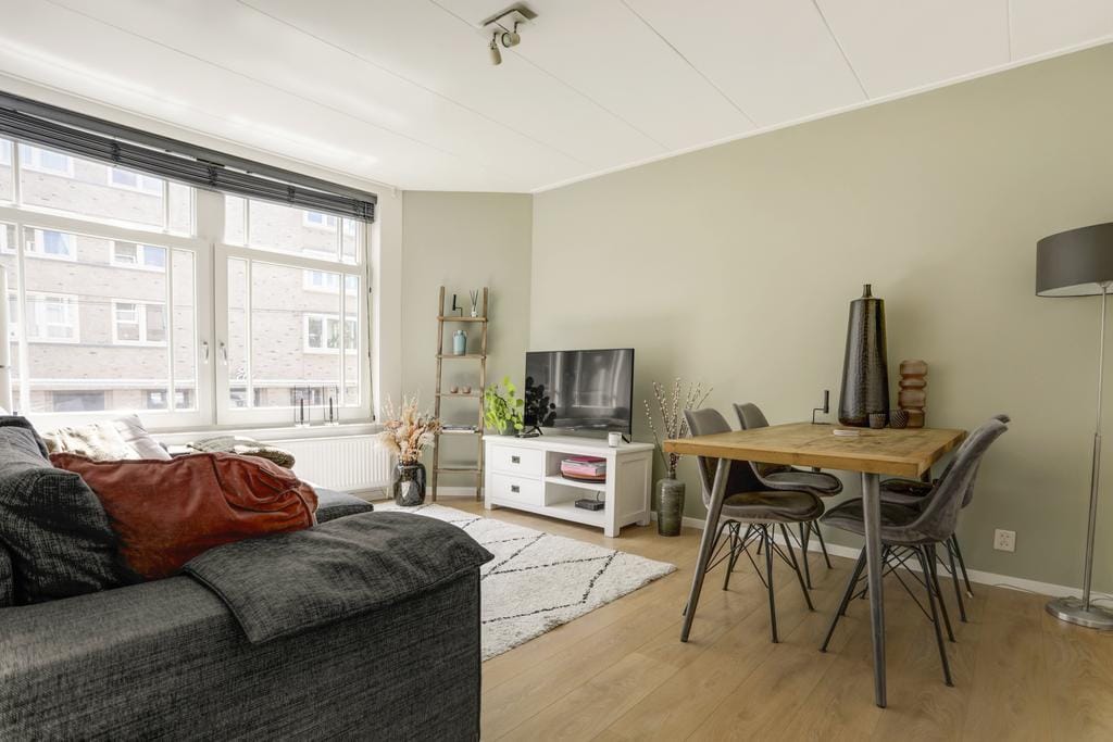 Foto 1 van Lekstraat 56-1