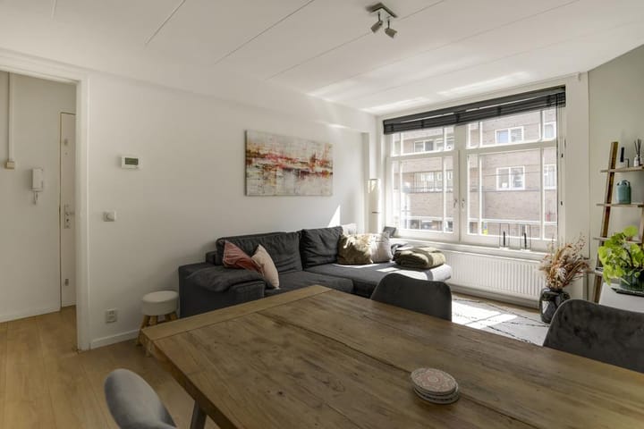 Foto 4 van Lekstraat 56-1