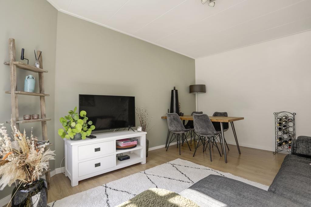 Photo 7 of Lekstraat 56-1