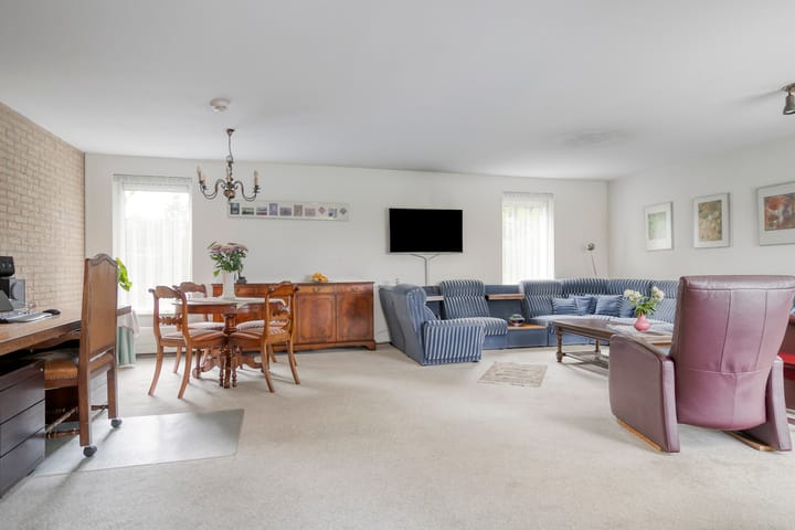 Foto 10 van Montanusstraat 2