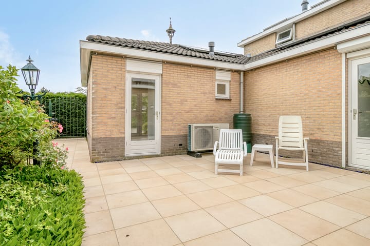 Foto 39 van Montanusstraat 2