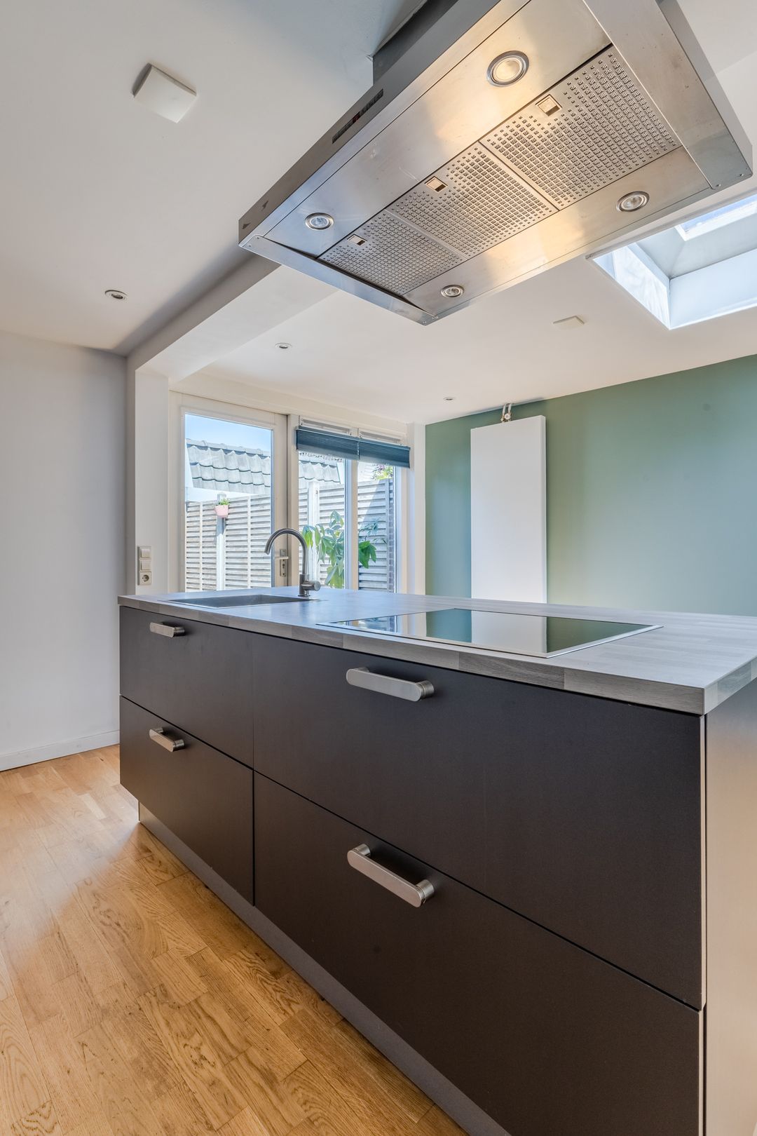 Foto 16 van Kennemerstraatweg 182