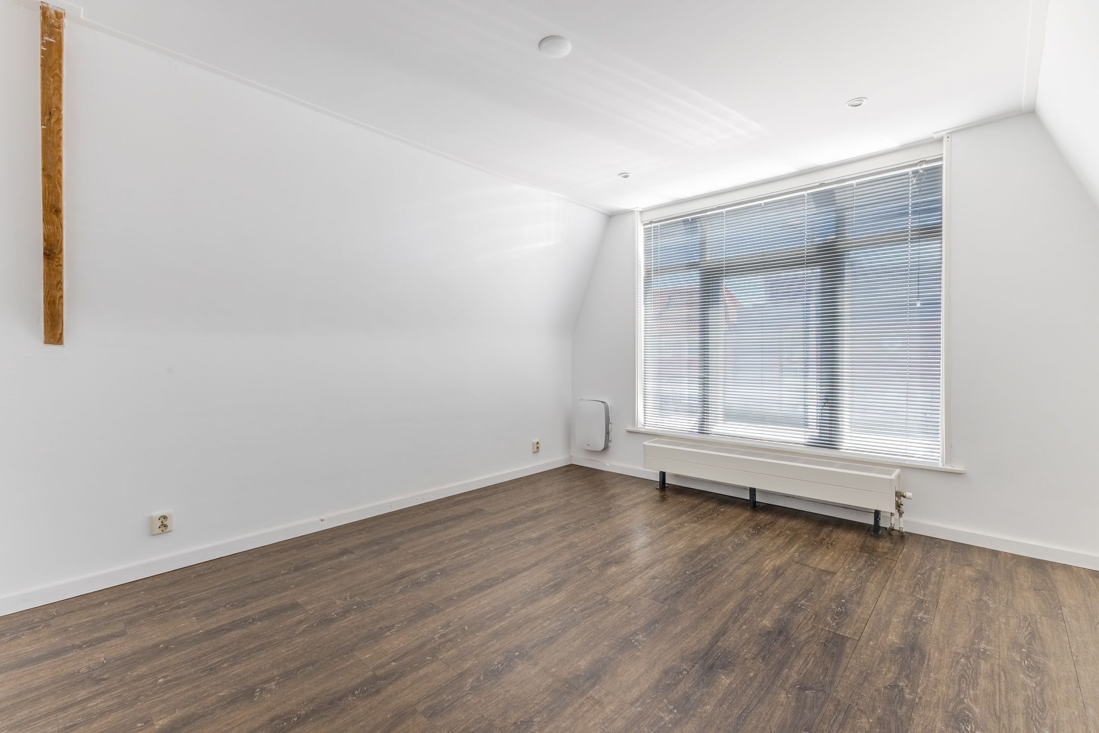 Foto 21 van Kennemerstraatweg 182