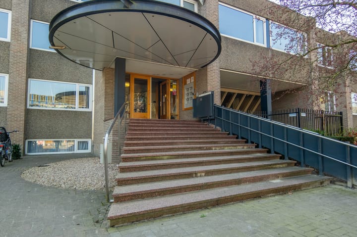 Nieuwe Stationsweg 9, Haren (GR)