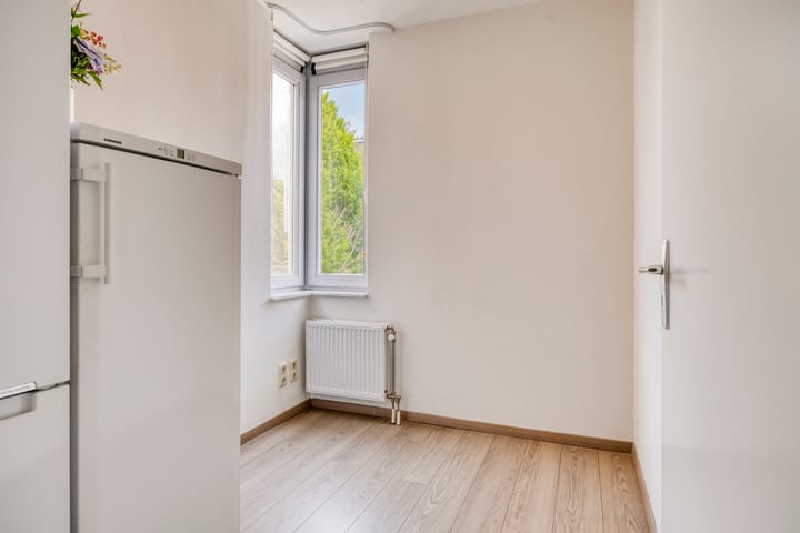 Photo 19 of Vleutloop 42