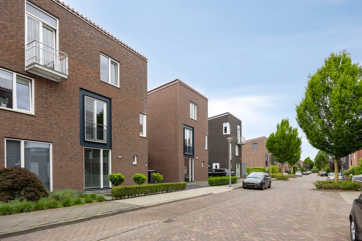 Photo 38 of Vleutloop 42