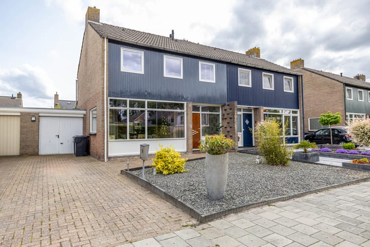 Foto 1 van Mondsteen 6