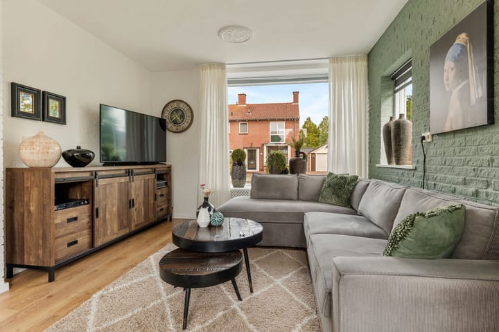 Foto 8 van M. Hardenbergstraat 9