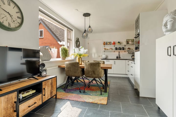 Foto 10 van M. Hardenbergstraat 9