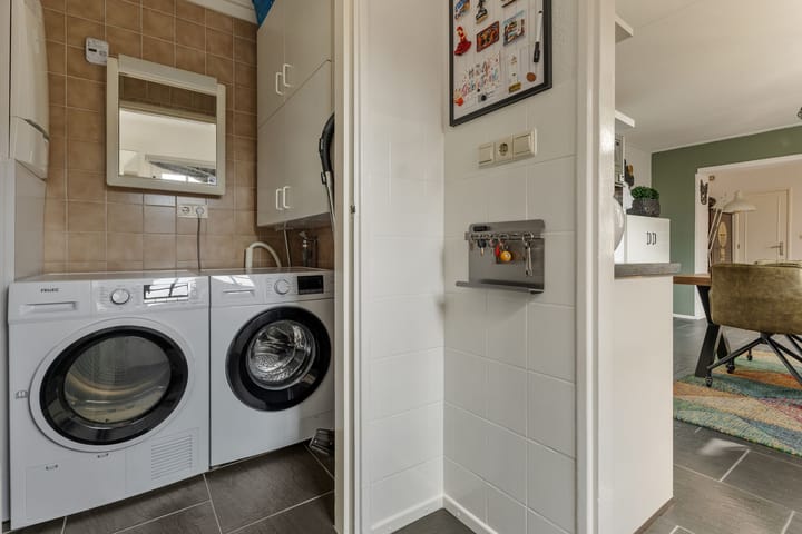 Foto 15 van M. Hardenbergstraat 9