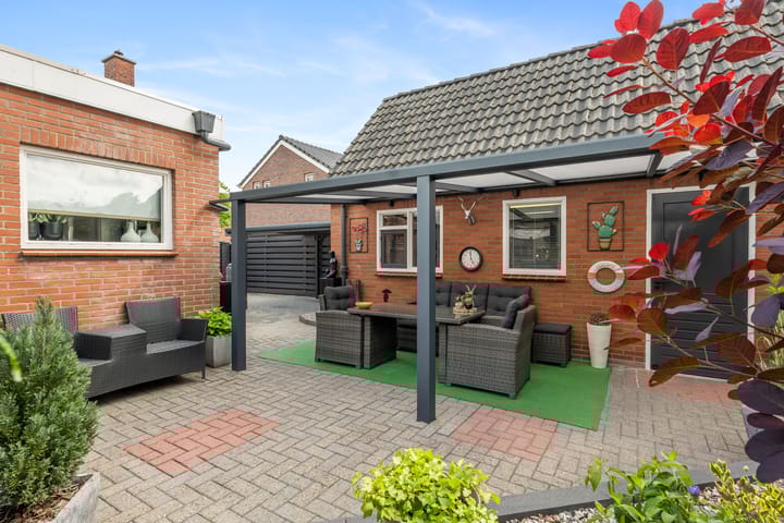 Foto 27 van M. Hardenbergstraat 9