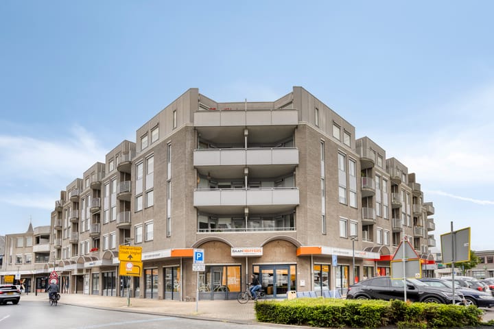 Foto 1 van Stadhuisplein 225