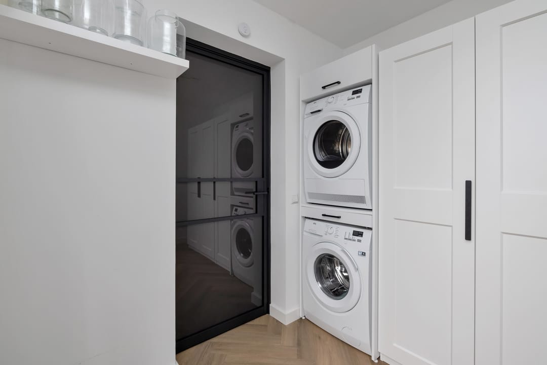 Photo 17 of Irenestraat 3