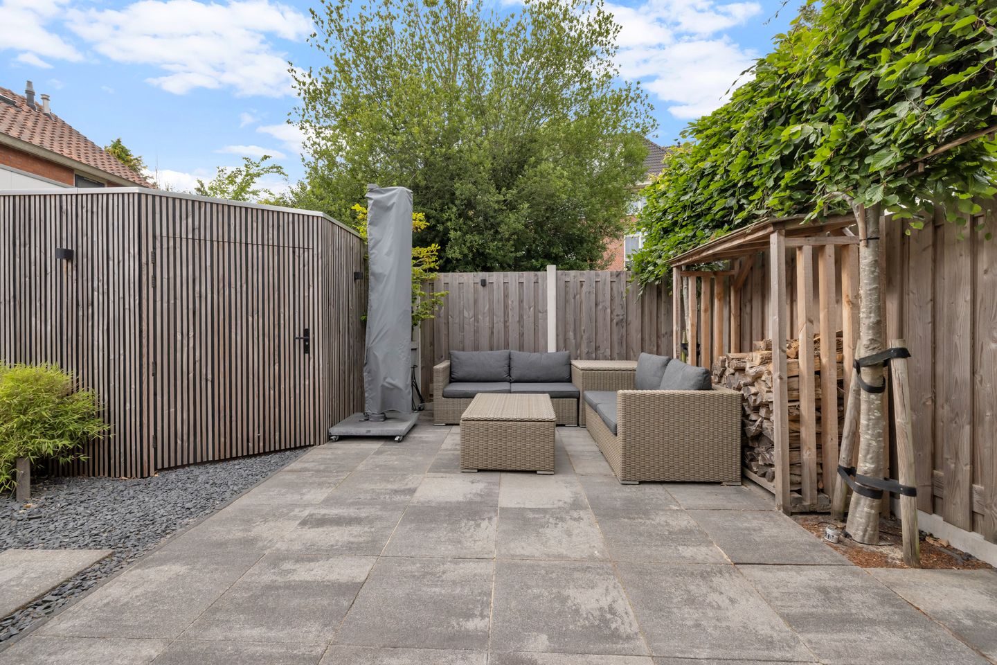 Photo 35 of Irenestraat 3