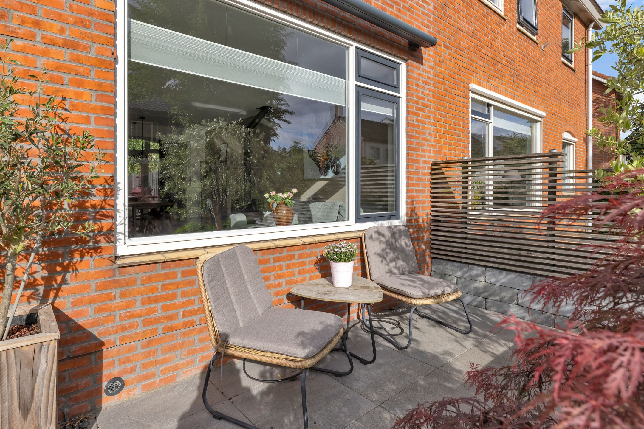 Photo 39 of Irenestraat 3