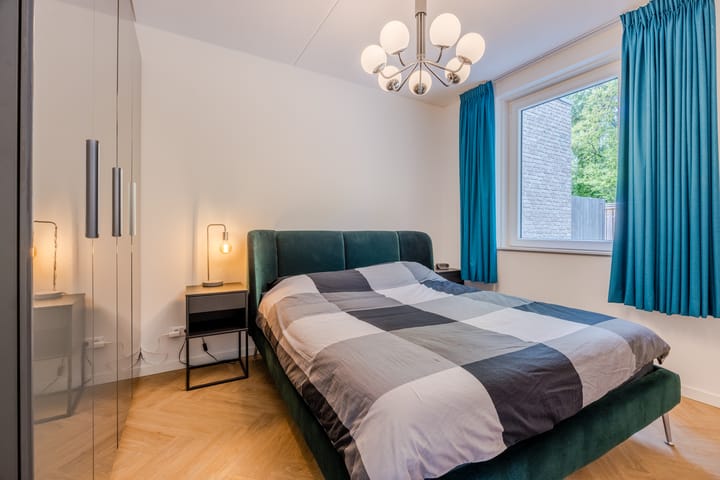 Foto 10 van Vierasser 100