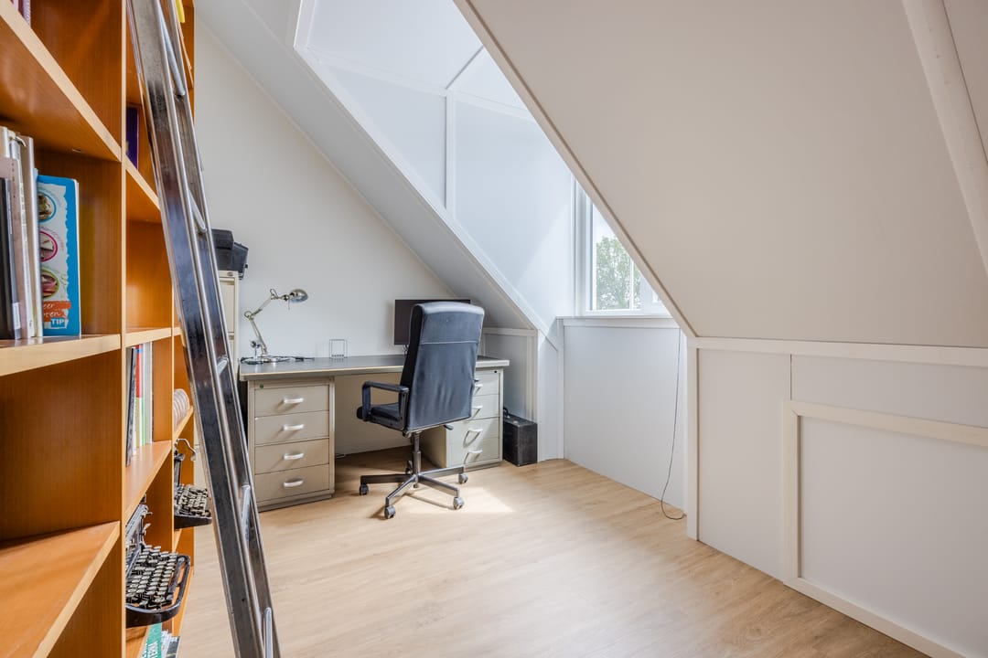 Foto 22 van Vierasser 100