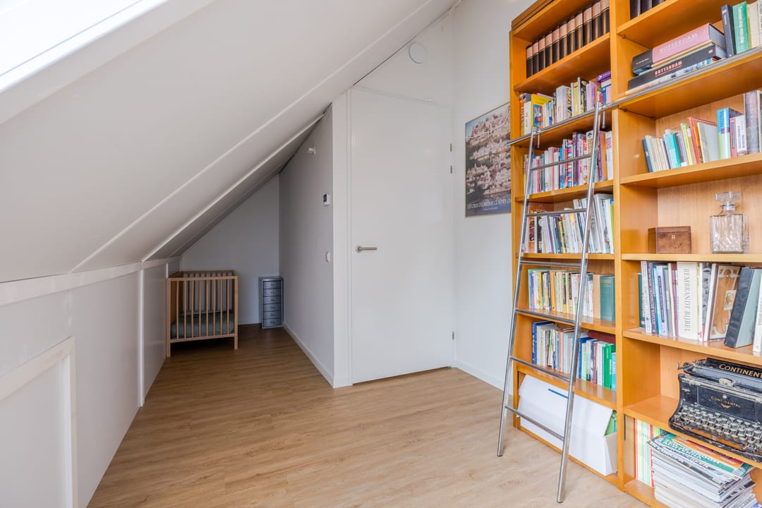 Foto 23 van Vierasser 100