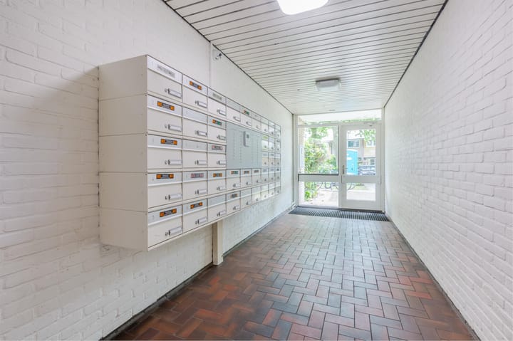 Photo 3 of Eemnesserweg 7-A11