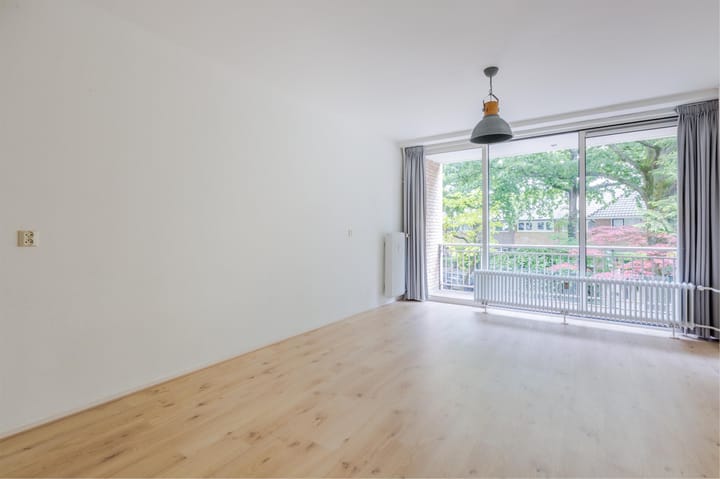 Foto 6 van Eemnesserweg 7-A11