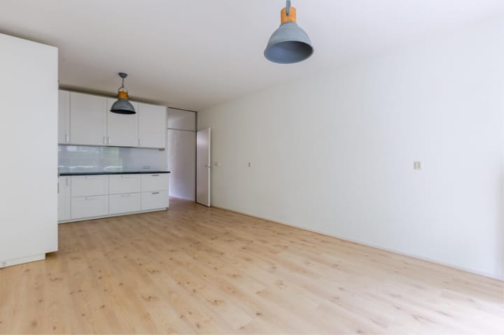 Foto 7 van Eemnesserweg 7-A11