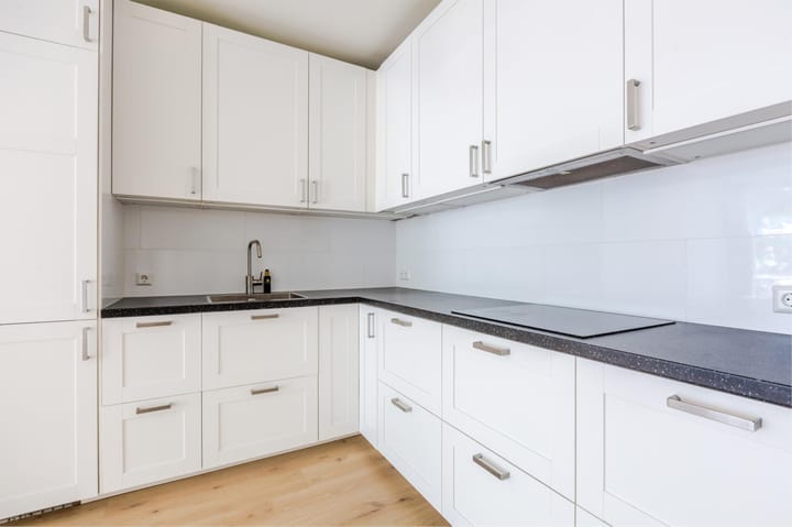 Foto 9 van Eemnesserweg 7-A11