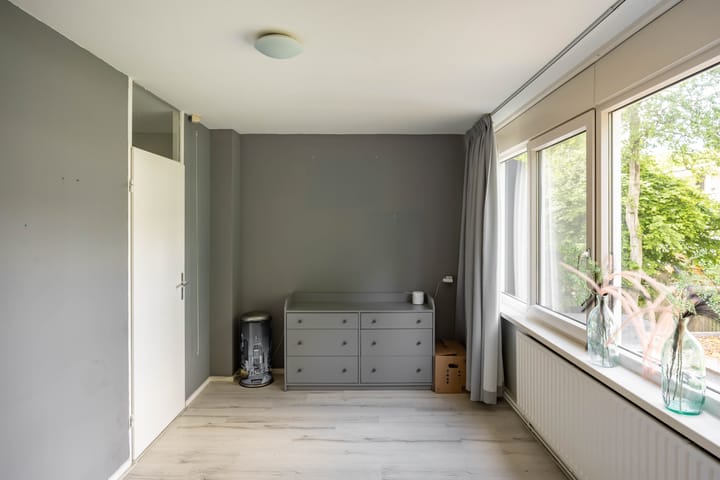 Foto 25 van Baken 156