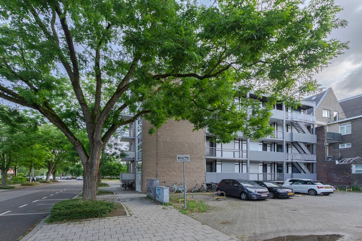 Foto 4 van Oranjeplein 27-C