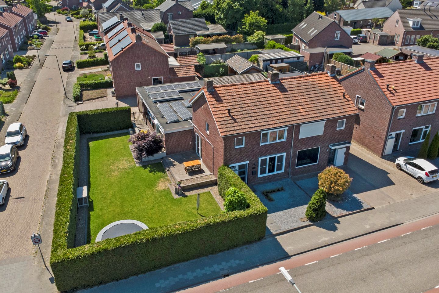 Foto 1 van Wilhelminalaan 14