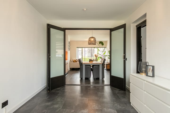 Foto 8 van Mentenlaan 9