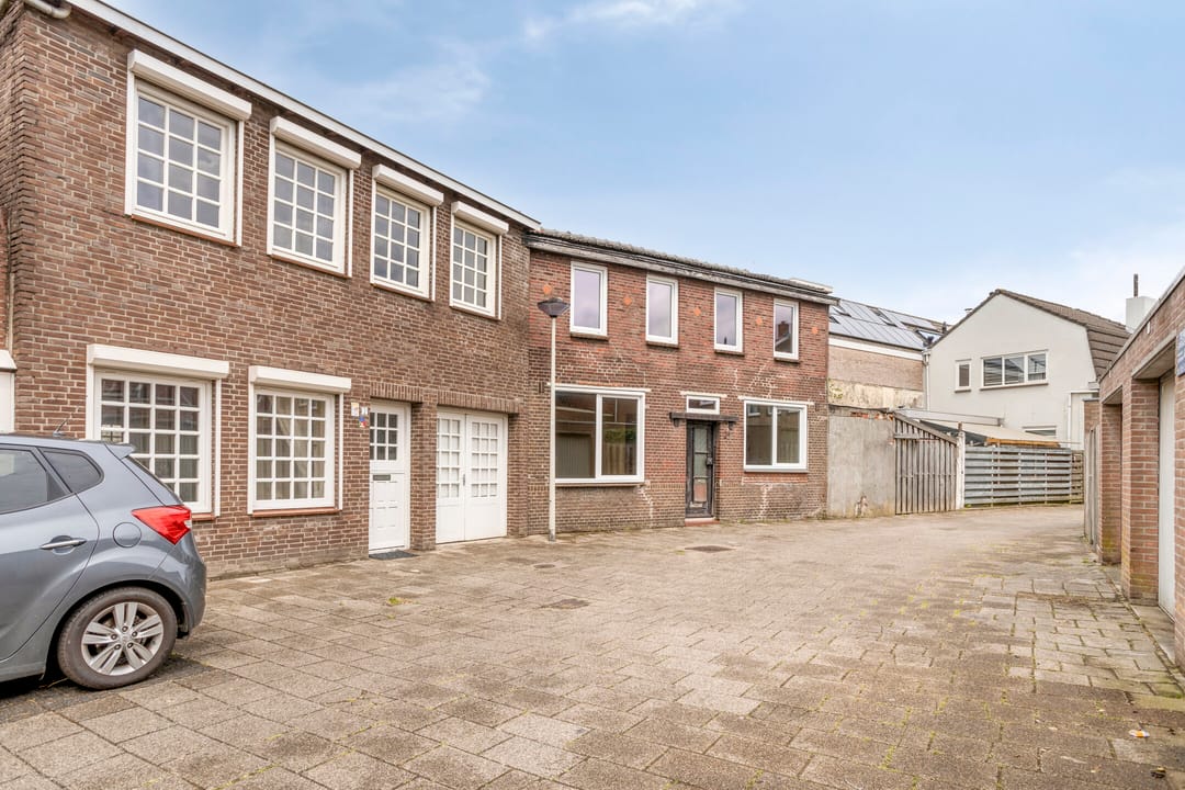 Photo 2 of Eindstraat 2