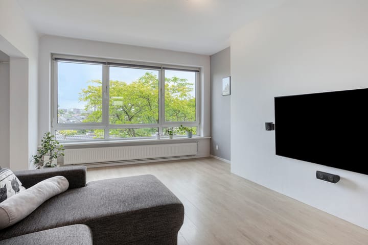 Foto 24 van Hertog Jan I Laan 48