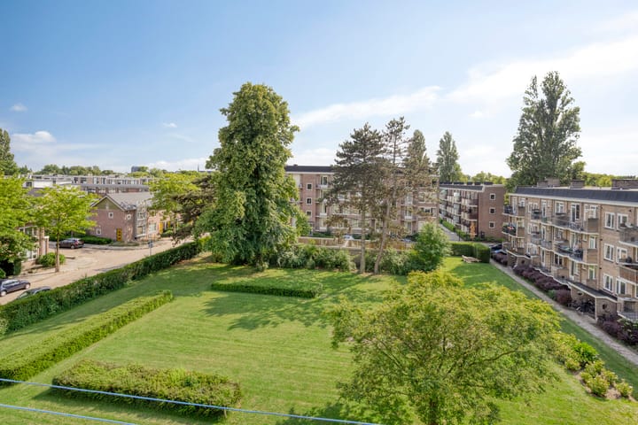 Foto 35 van Hertog Jan I Laan 48