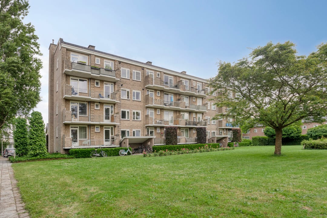 Photo 37 of Hertog Jan I Laan 48