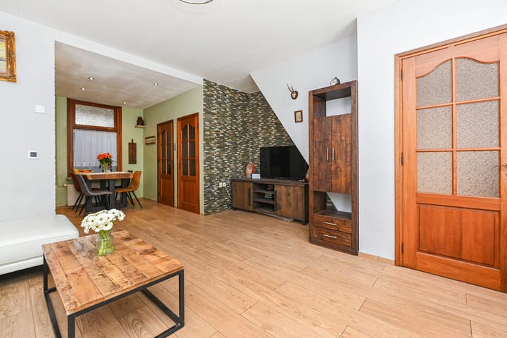 Foto 5 van Bloemenstraat 3