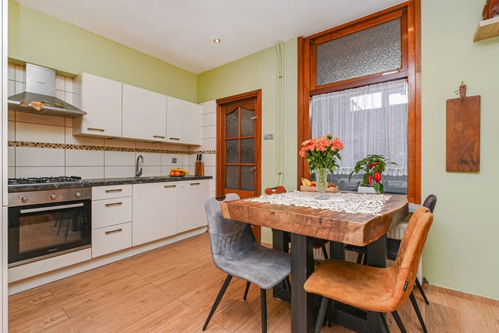 Foto 6 van Bloemenstraat 3