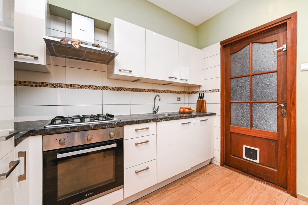 Photo 8 of Bloemenstraat 3