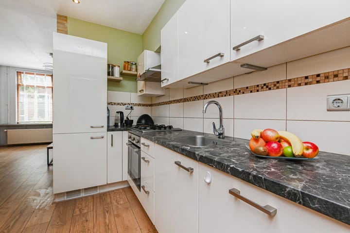 Foto 9 van Bloemenstraat 3