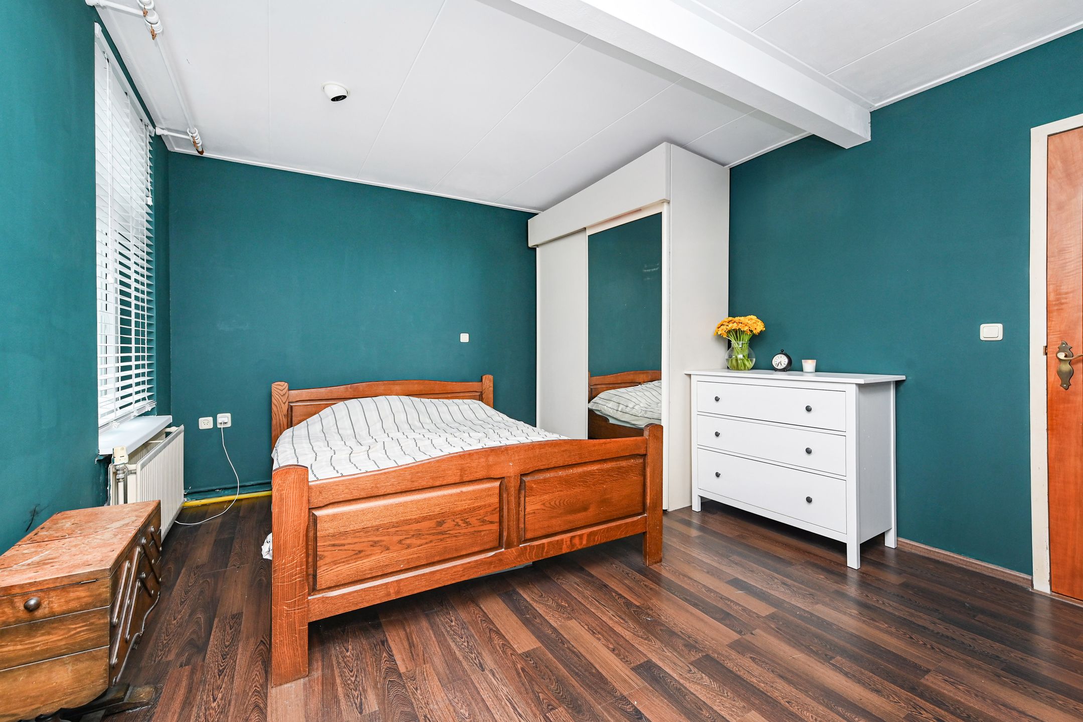 Photo 12 of Bloemenstraat 3