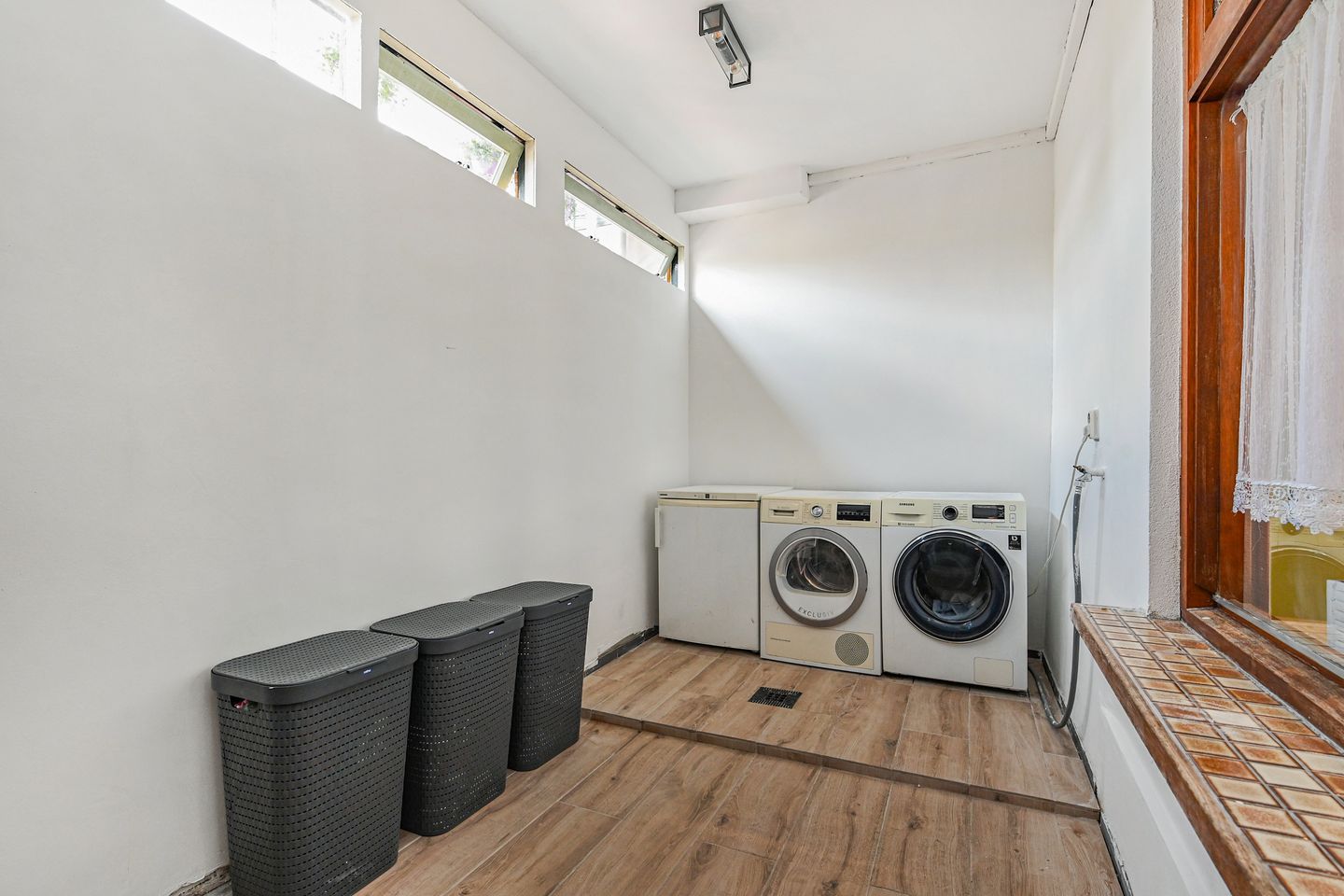 Photo 20 of Bloemenstraat 3