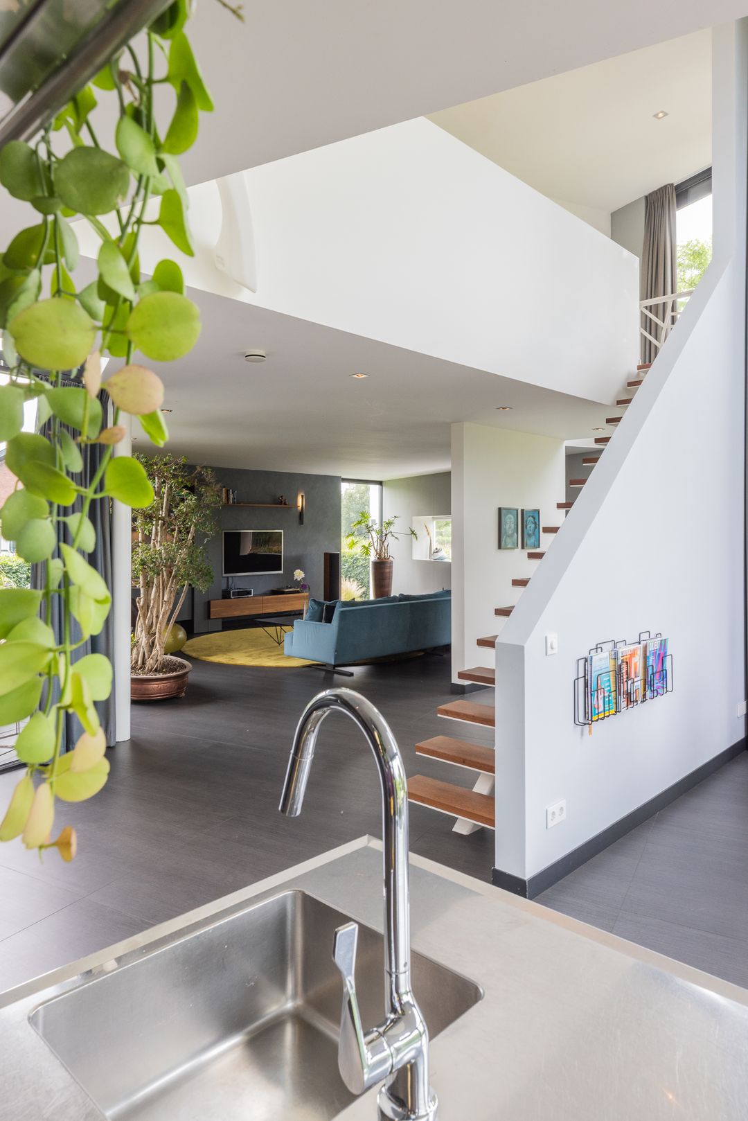 Photo 23 of Laan van de 17e september 4